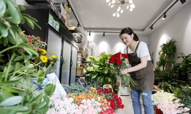 如何开一家花店？| 月入两万的普通生意