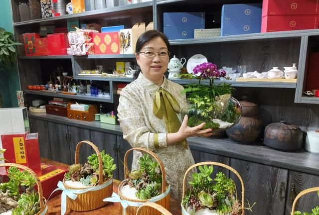 花与茶联合经营——这家500平方米的大花店，做出了一年超千万元营业额