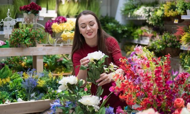 想网购到便宜、容易成活的好花草，八点建议送给你，真实实用