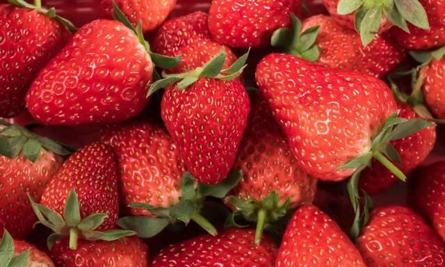 草莓，到底是什么季节的水果啊？
